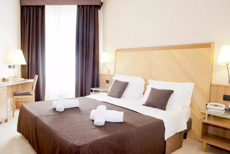 هتل Corallo Rimini