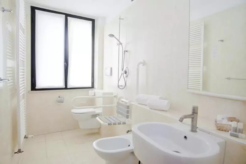 هتل Corallo Rimini