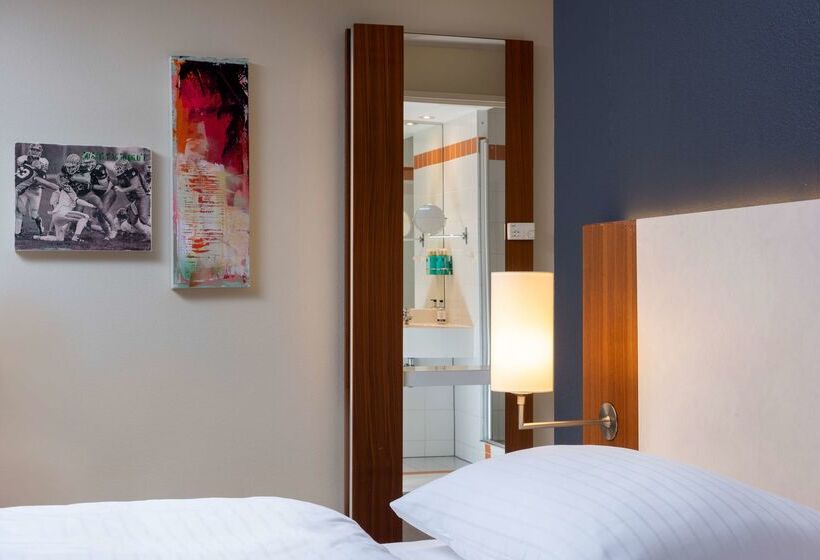 هتل Essential By Dorint Köln Junkersdorf