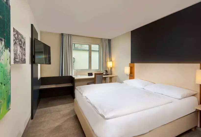 Отель Essential By Dorint Köln Junkersdorf