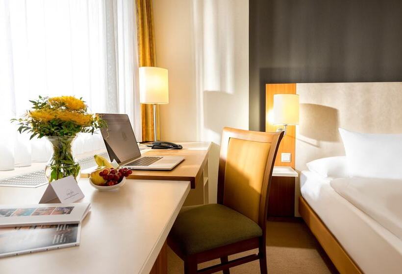 هتل Essential By Dorint Köln Junkersdorf