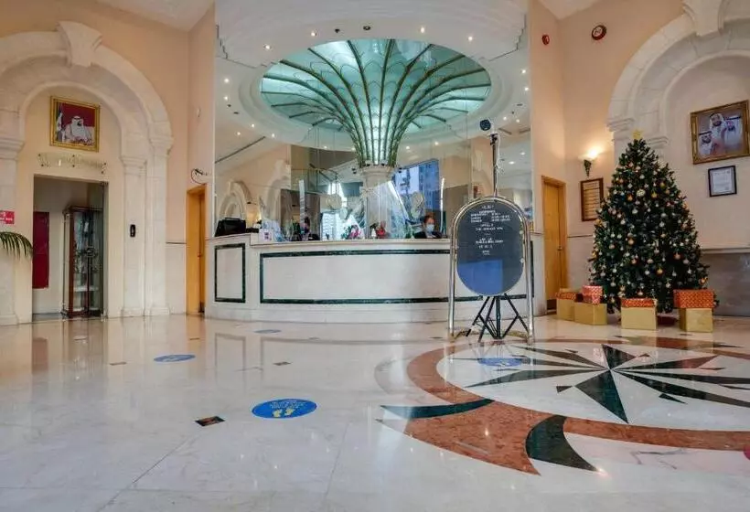 فندق Grand Continental