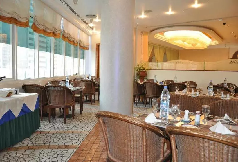 فندق Grand Continental