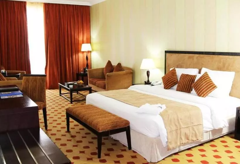 فندق Grand Continental