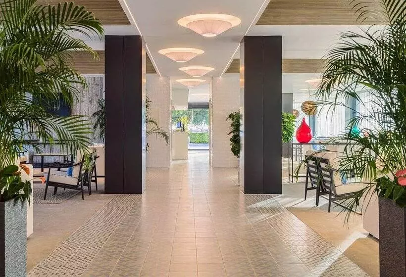 هتل H10 Casa Del Mar