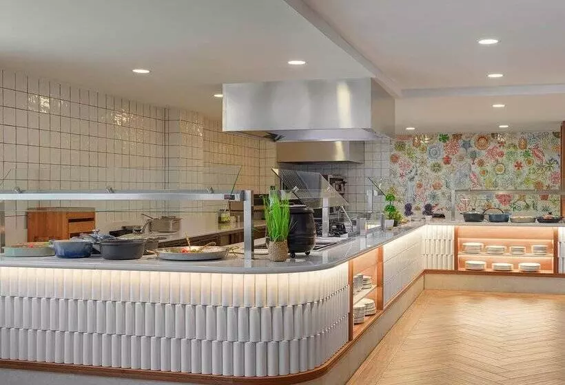 هتل H10 Casa Del Mar