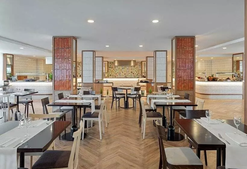 هتل H10 Casa Del Mar