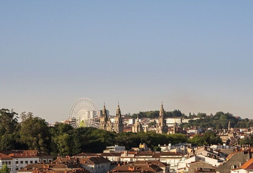 Отель Exe Peregrino