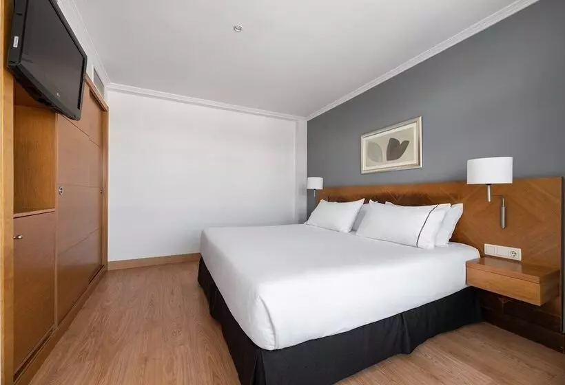 فندق Exe Peregrino