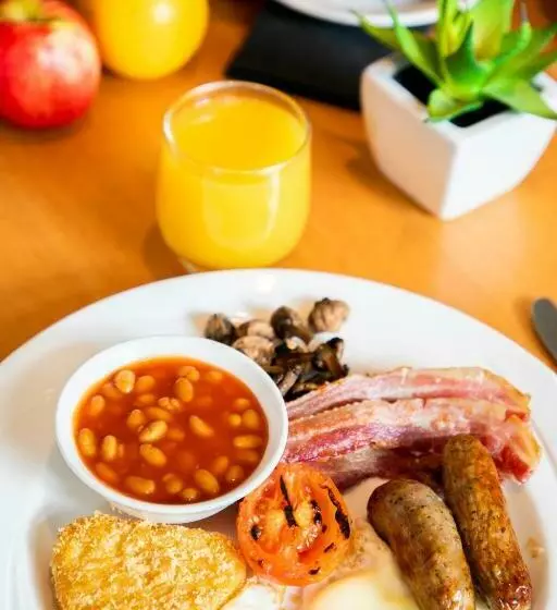 هتل Holiday Inn Edinburgh Zoo, An Ihg