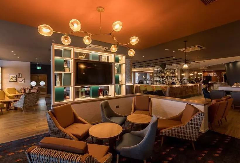 هتل Holiday Inn Edinburgh Zoo, An Ihg