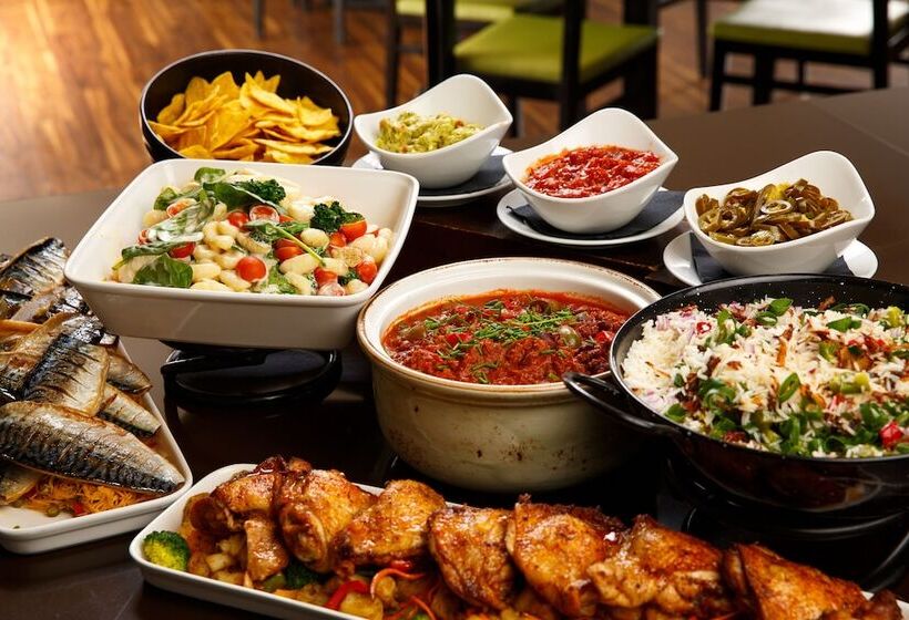 هتل Holiday Inn Edinburgh Zoo, An Ihg