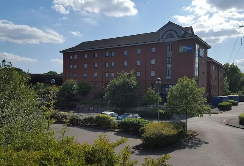 Hotelli Holiday Inn Express Birmingham   Castle Bromwich By Ihg