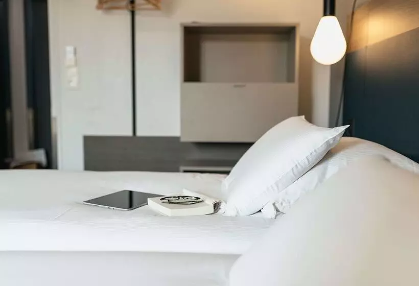 호텔 Kyriad Metz Centre   Restaurant Moze