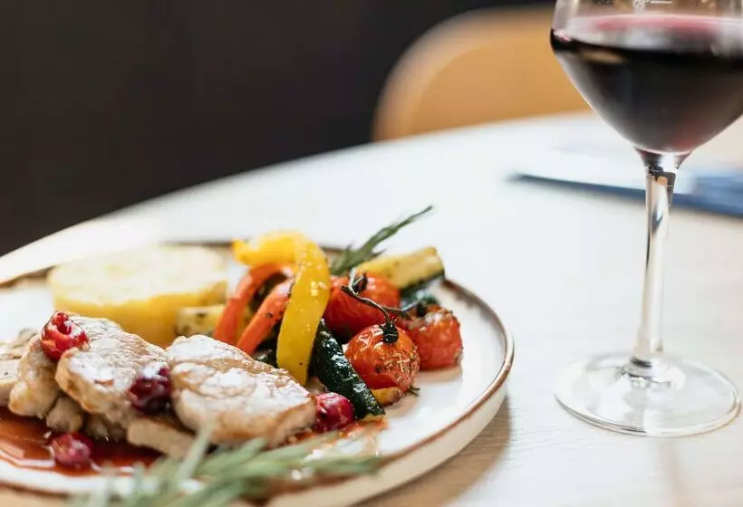 호텔 Kyriad Metz Centre   Restaurant Moze