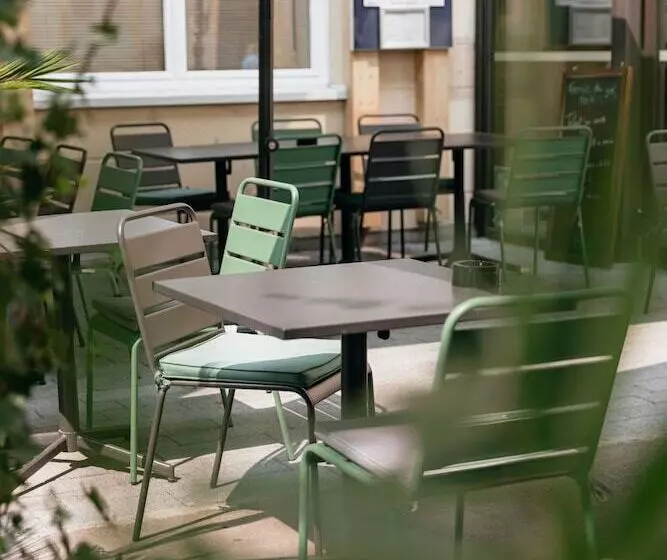 호텔 Kyriad Metz Centre   Restaurant Moze