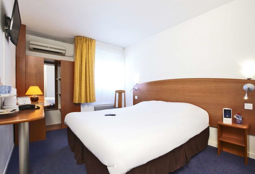 Hotel Kyriad Toulon Est Hyeres La Garde