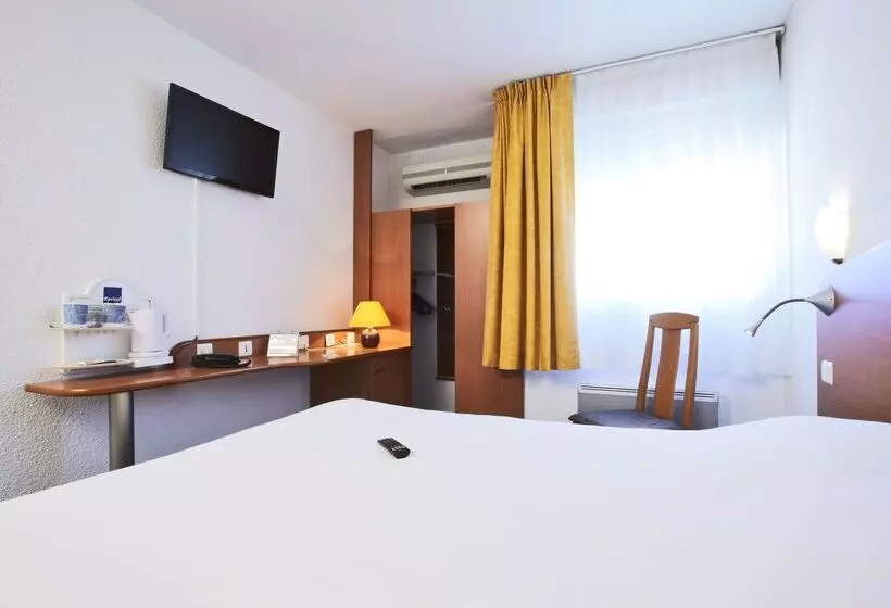 ホテル Kyriad Toulon Est Hyeres La Garde