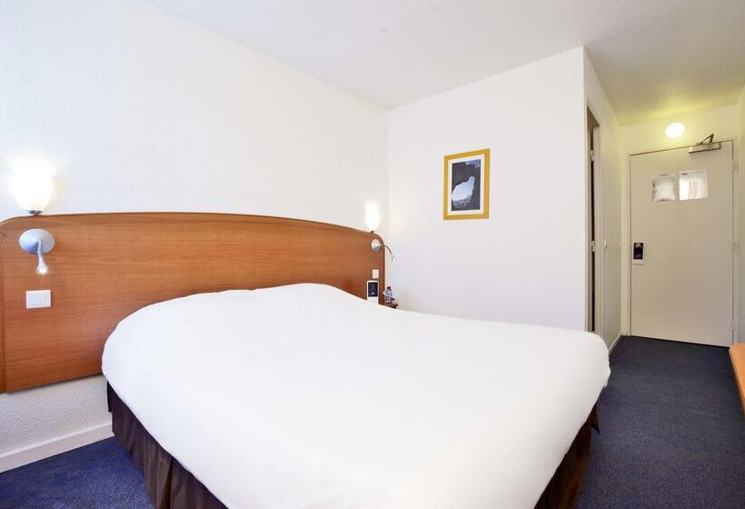 Hotel Kyriad Toulon Est Hyeres La Garde