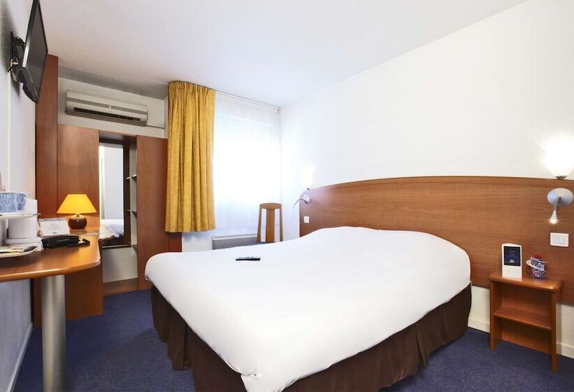 Hotel Kyriad Toulon Est Hyeres La Garde