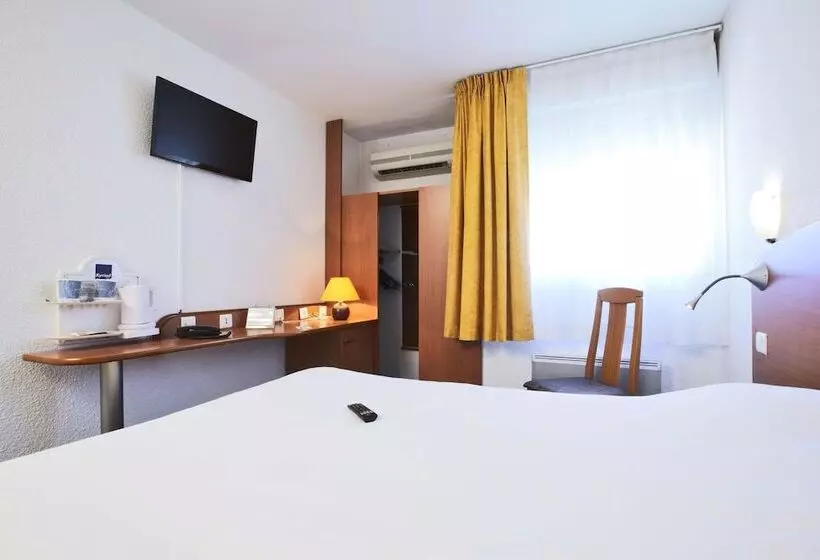 ホテル Kyriad Toulon Est Hyeres La Garde