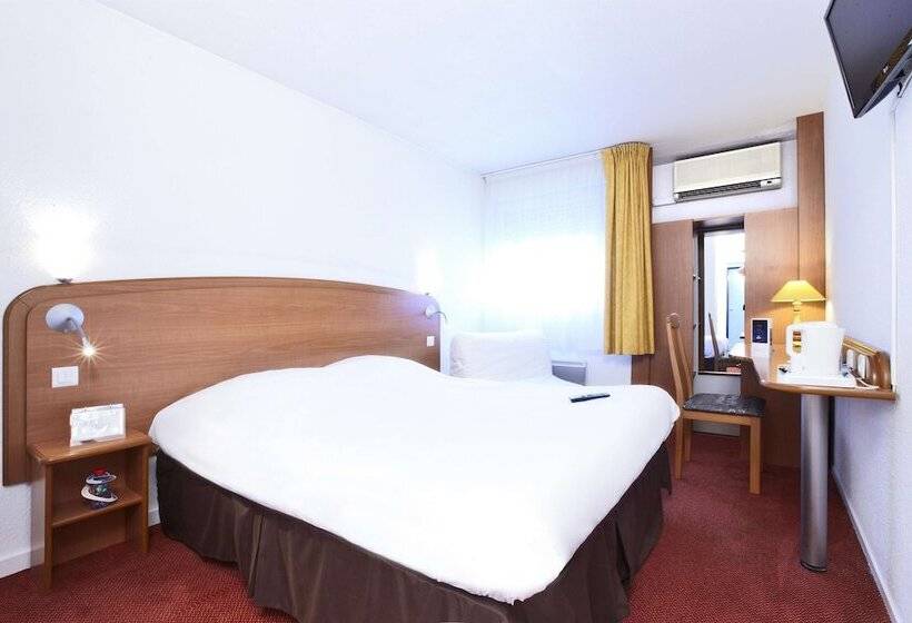 Hotel Kyriad Toulon Est Hyeres La Garde