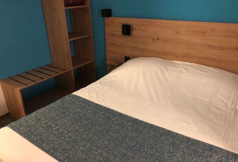 Hotel Kyriad Toulon Est Hyeres La Garde