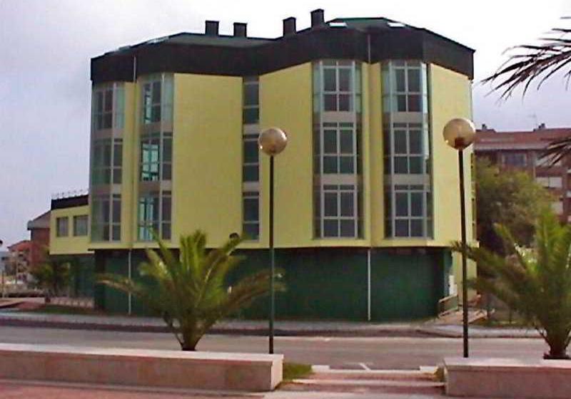 Hotel La Concha De Suances