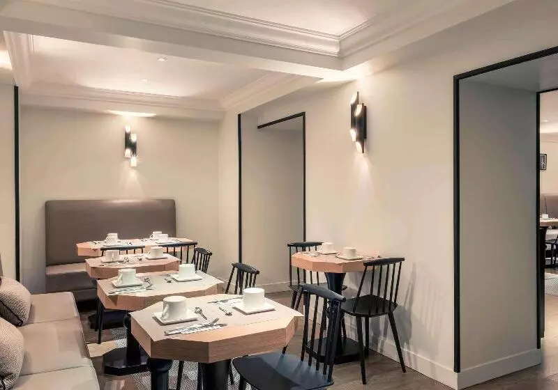 هتل Mercure Paris Arc De Triomphe Wagram