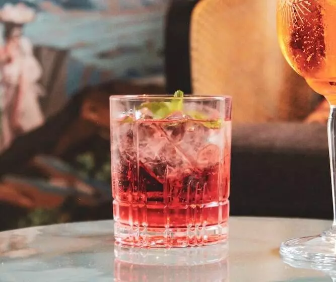 Отель Restaurant Isidore Nice Ouest