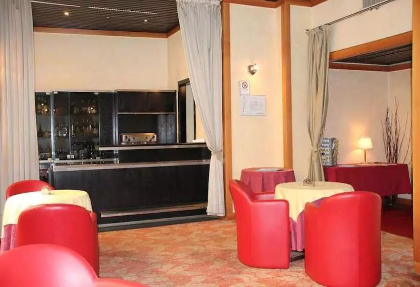 Mokinba Hotels Sant Ambroeus