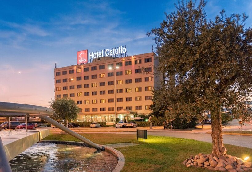 فندق Catullo