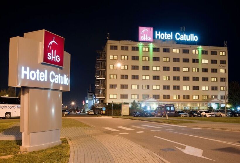 فندق Catullo