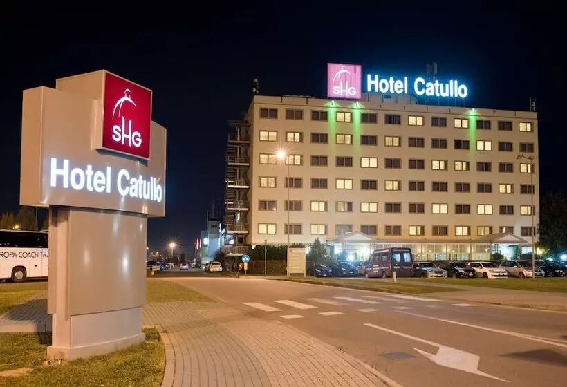 Отель Catullo