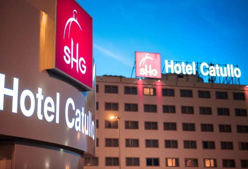فندق Catullo