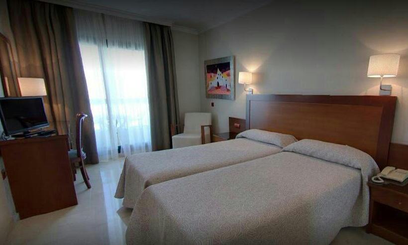 هتل Torremar Mares