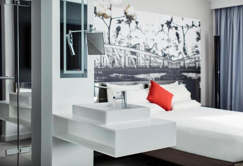 Novotel Manchester Centre