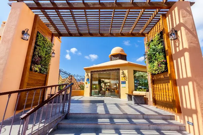 هتل Tagoro Family & Fun Costa Adeje