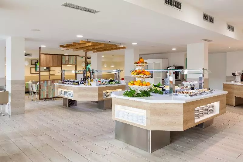 هتل Tagoro Family & Fun Costa Adeje