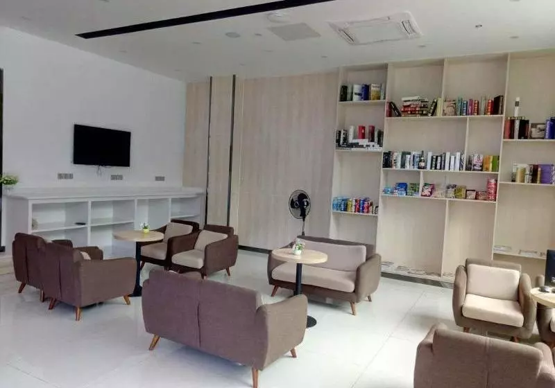 هتل 7 Days Premium Shenzhen Dapeng New District Jiaochangwei Branch