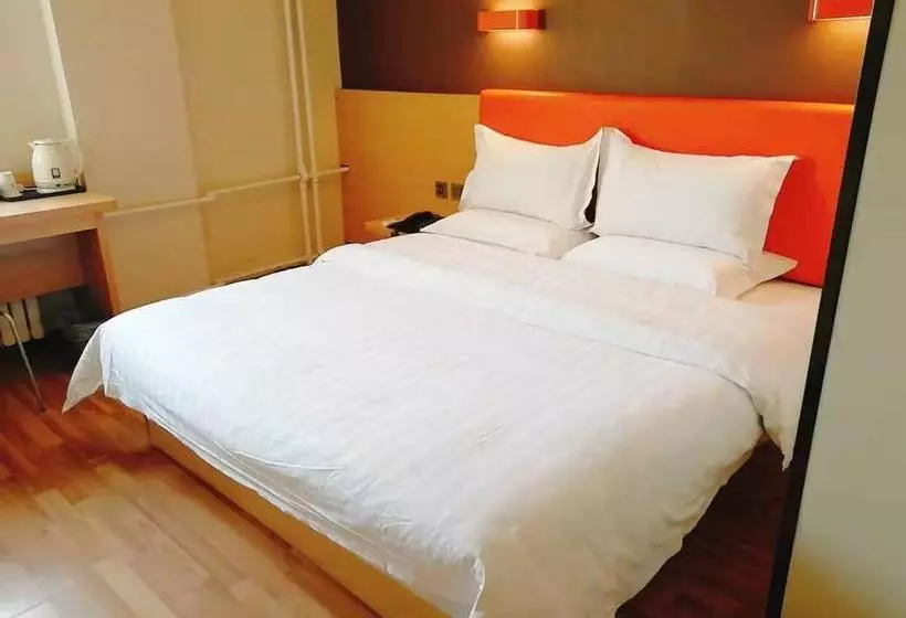 Hotelli 7 Days Premium  Jinan Second Ring East Road International Plaza