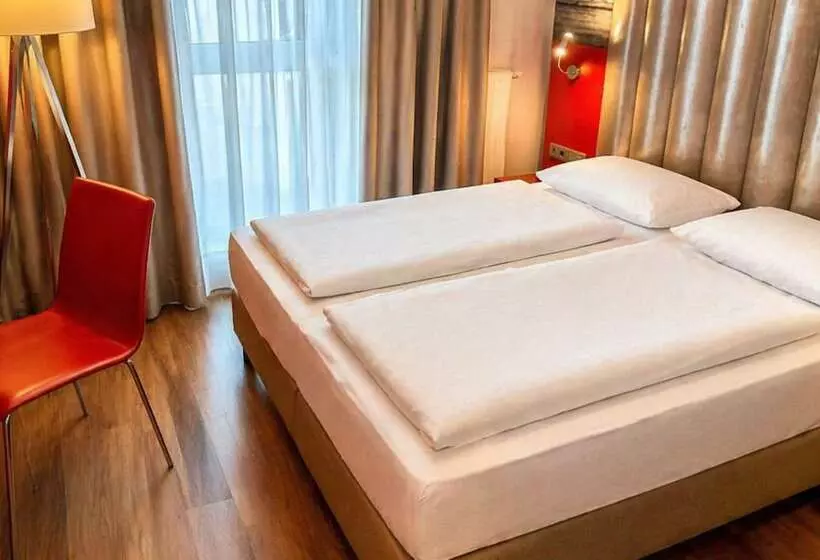Hotelli Amedia Express Graz Airport, Trademark Collection By Wyndham