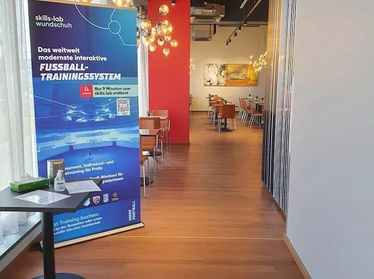 Hotelli Amedia Express Graz Airport, Trademark Collection By Wyndham