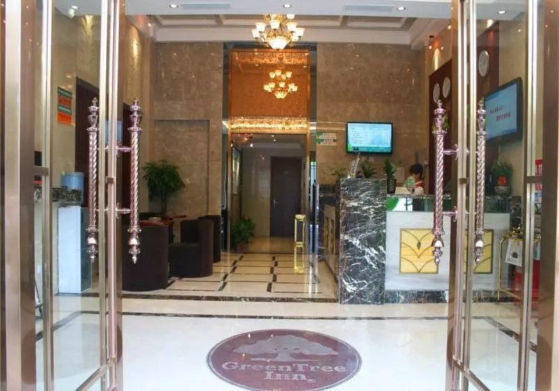 Hotelli Greentree Inn Nanchang East Beijing Road Nanchang University Express