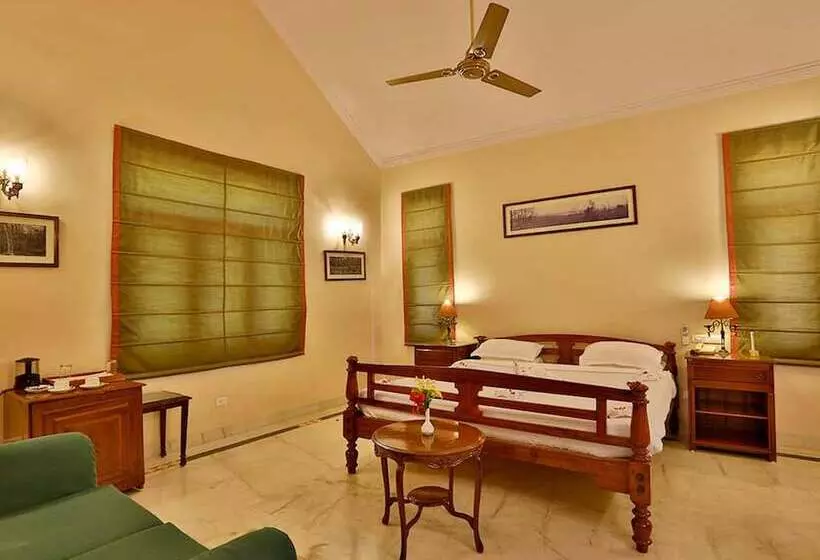ホテル The Bagh   A Forest Retreat Kanha