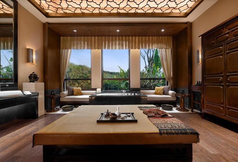 Отель Wanda Vista Resort Xishuangbanna