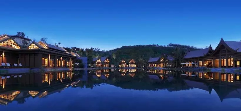 Hotelli Wanda Vista Resort Xishuangbanna