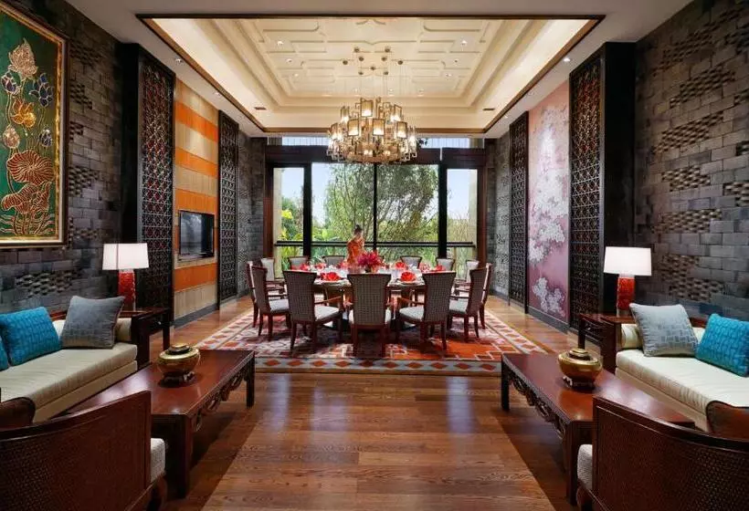 Hotelli Wanda Vista Resort Xishuangbanna