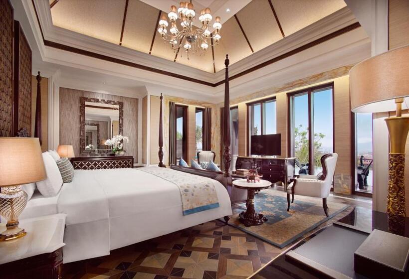 Отель Wanda Vista Resort Xishuangbanna