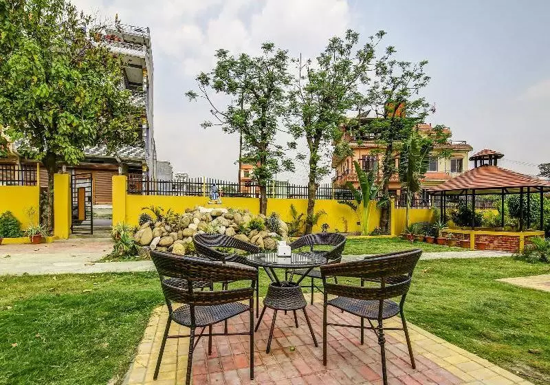 هتل Amrapali Cottage By Oyo Rooms